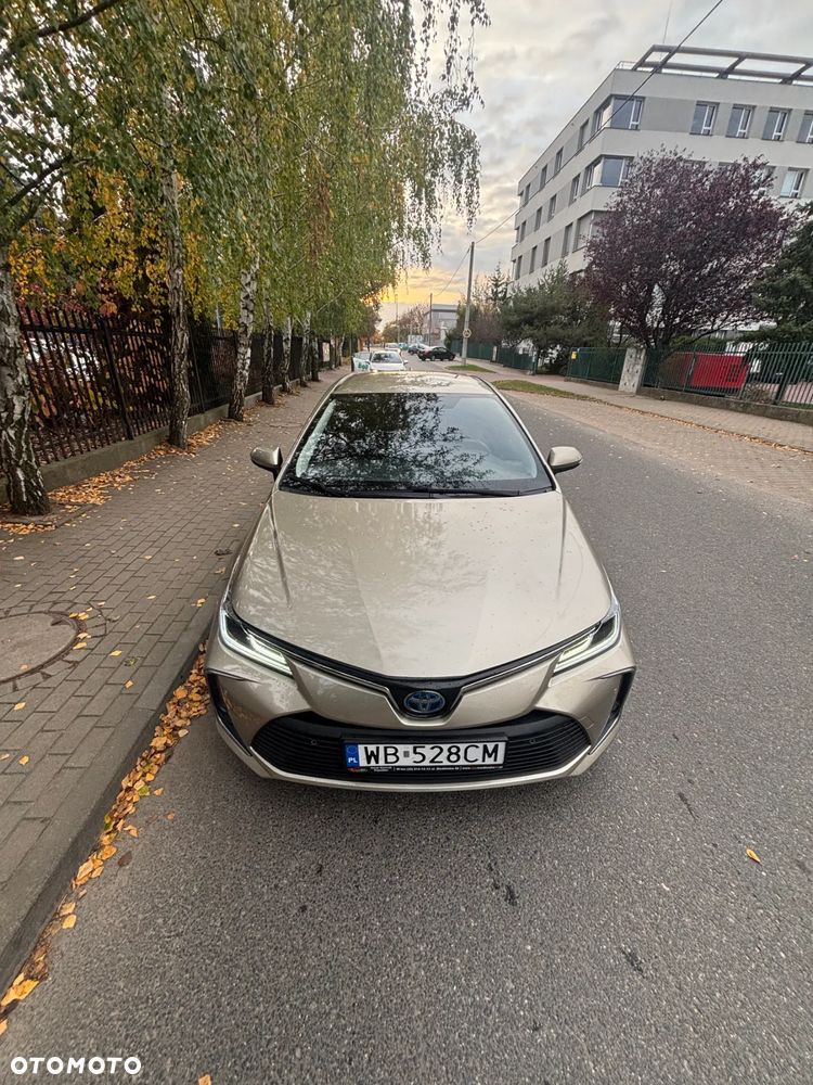 Toyota Corolla 1.8 Hybrid Executive - 13