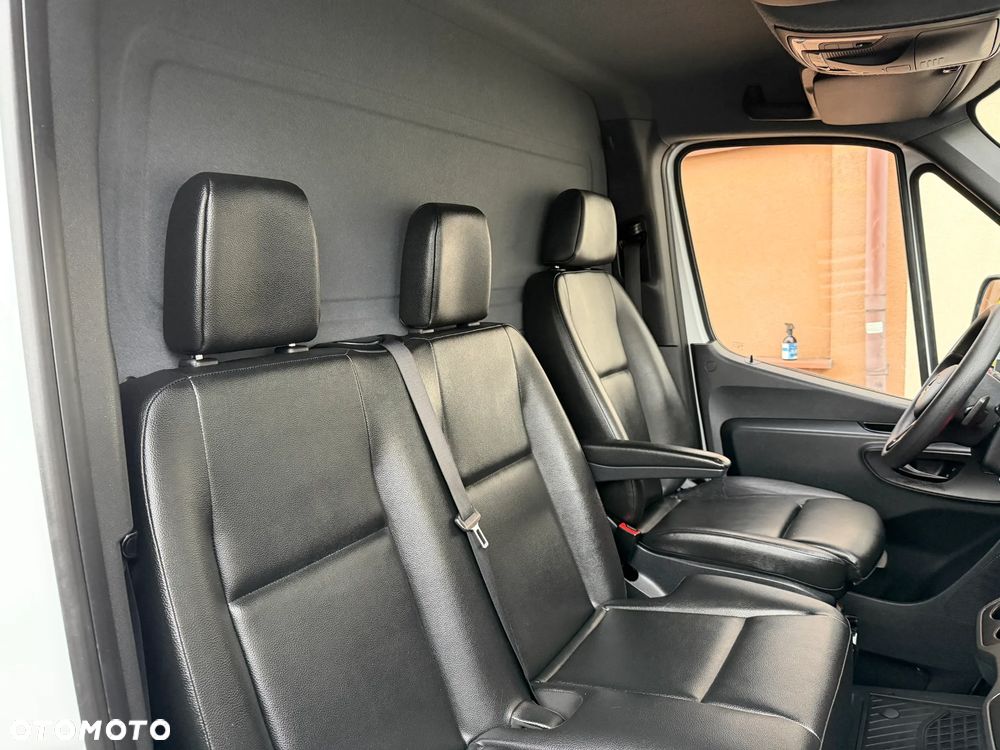 Mercedes-Benz Sprinter 317 CDI Izoterma Winda - 35