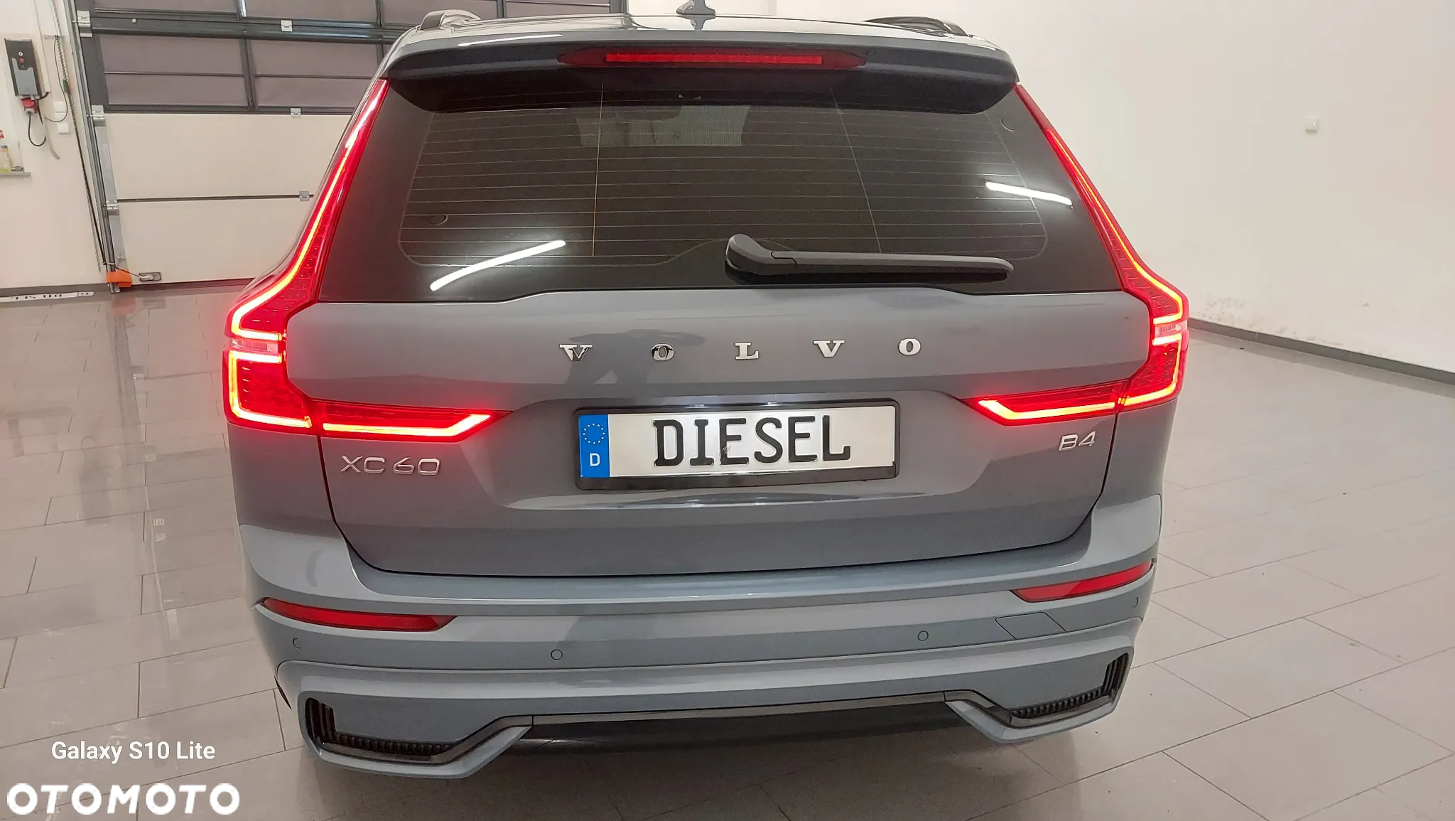 Volvo XC 60 B4 D Geartronic RDesign - 9