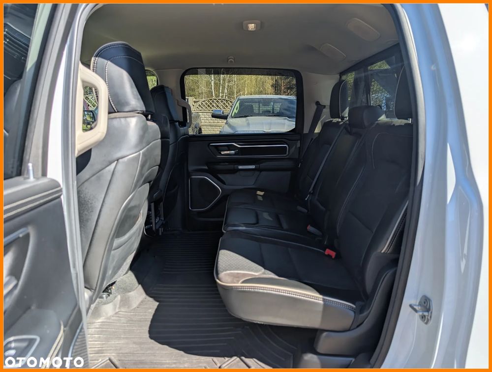 RAM 1500 Crew Cab Laramie - 14