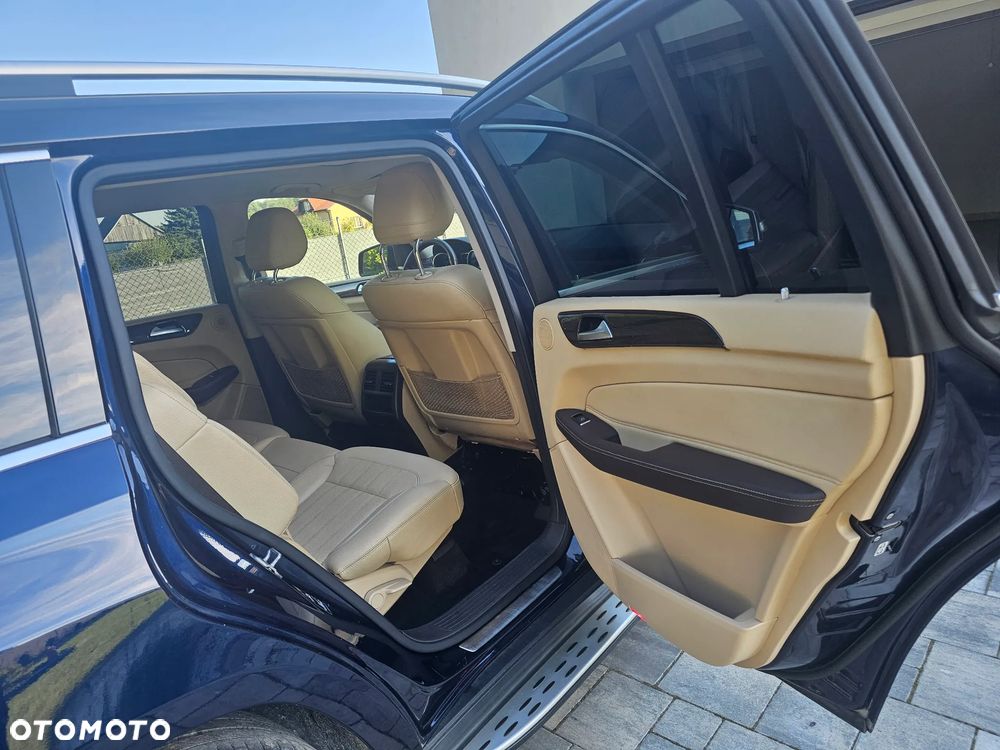 Mercedes-Benz GLS 450 4Matic 9G-TRONIC - 25