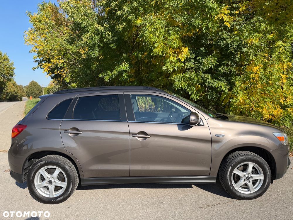 Mitsubishi ASX - 8