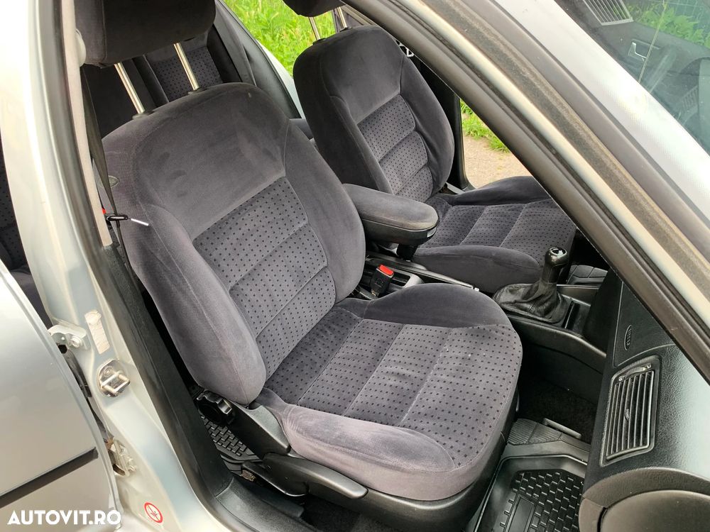 Volkswagen Golf - 14