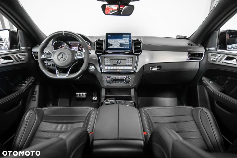 Mercedes-Benz GLE - 20