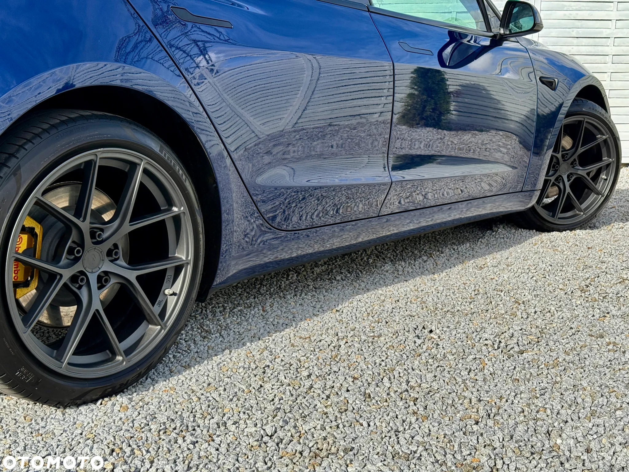 Tesla Model 3 Langstreckenbatterie Allradantrieb Dual Motor - 32
