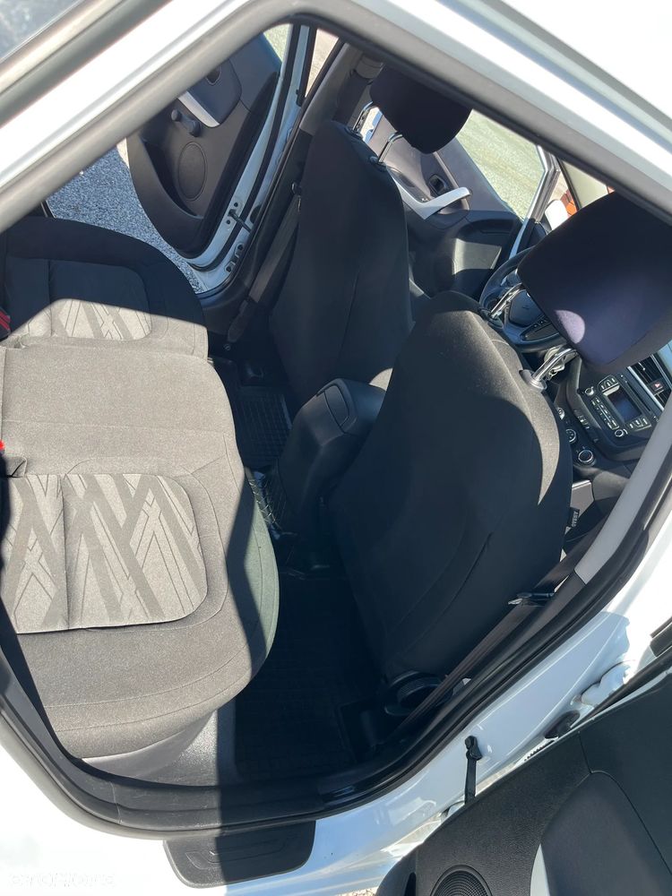 Kia Ceed 1.6 CRDi S - 10