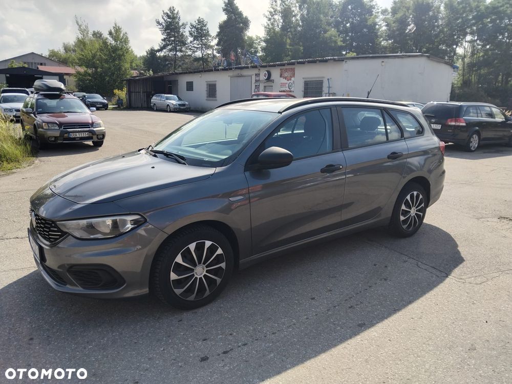 Fiat Tipo 1.4 T-Jet 16v Lounge - 1