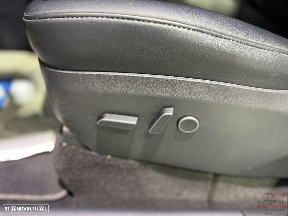 Tesla Model Y Performance Tração Integral - 19