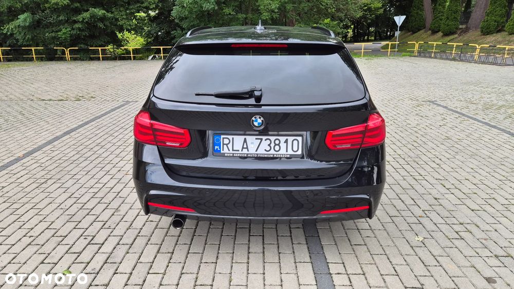 BMW Seria 3 318i Edition M Sport Shadow - 16