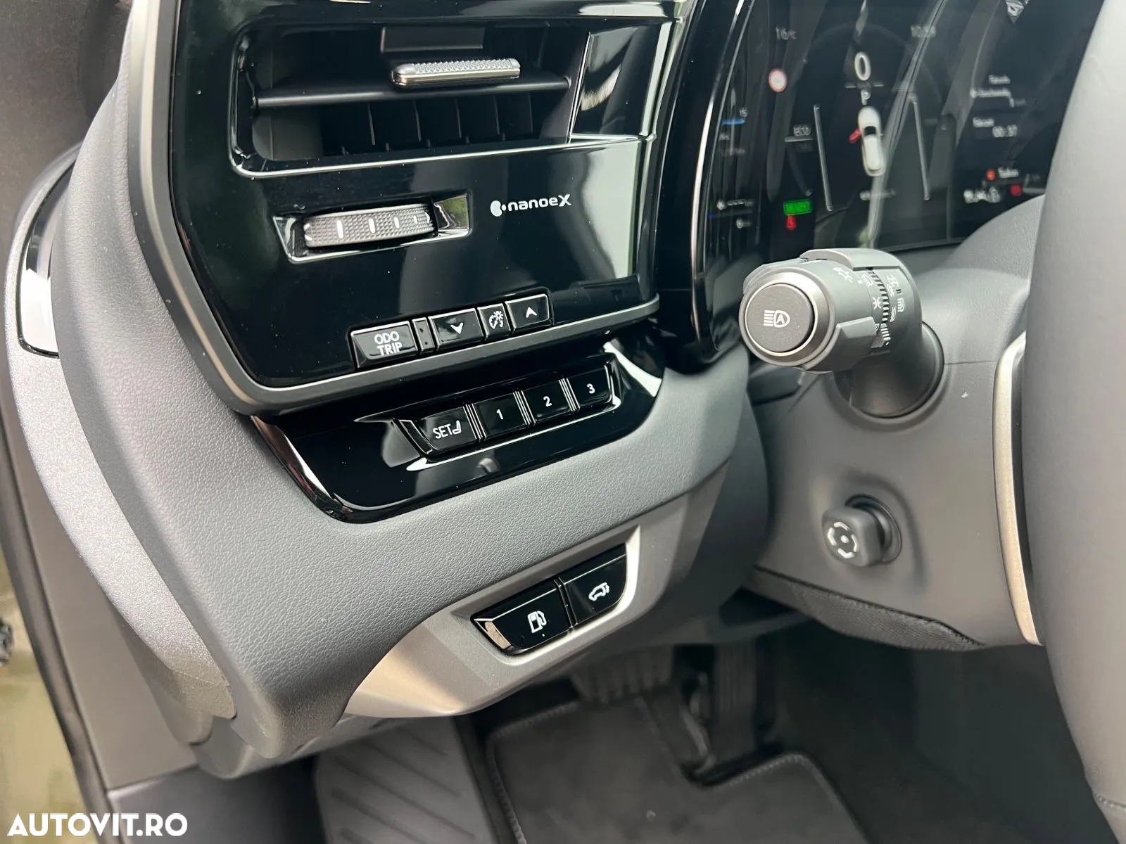Lexus Seria RX 450h+ (Plug-in-Hybrid) Luxury Line - 20