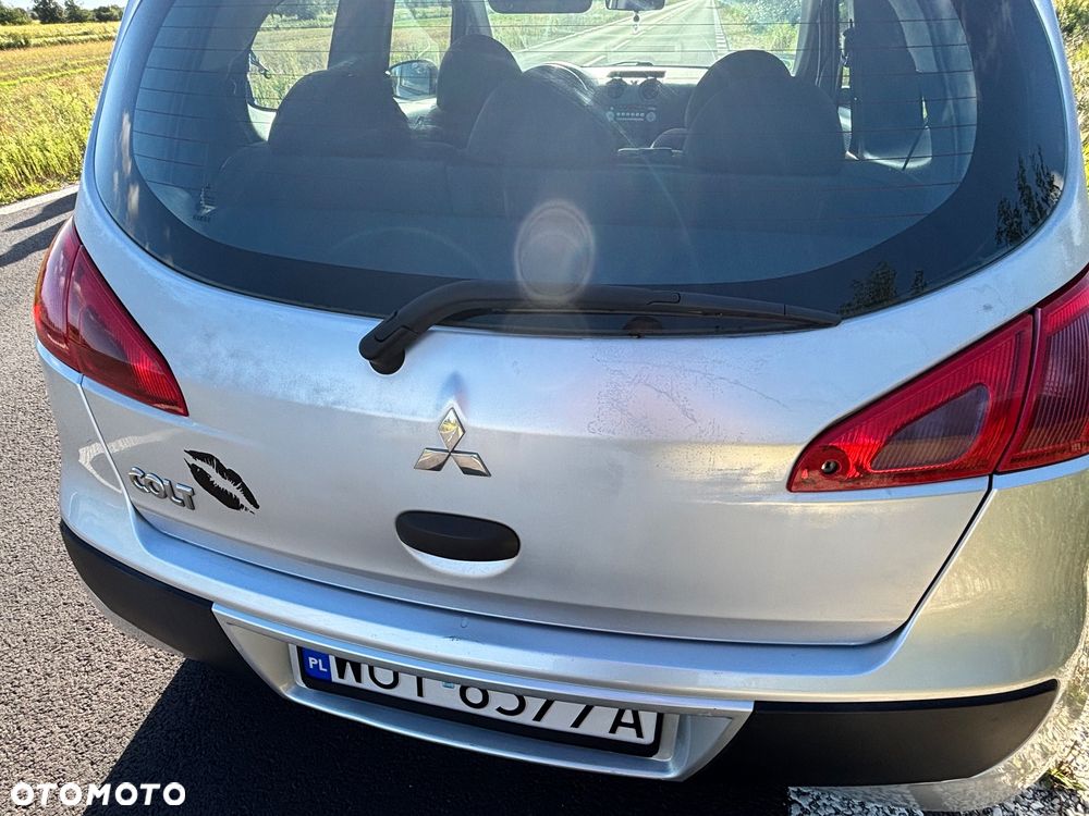Mitsubishi Colt 1.1 Inform - 18