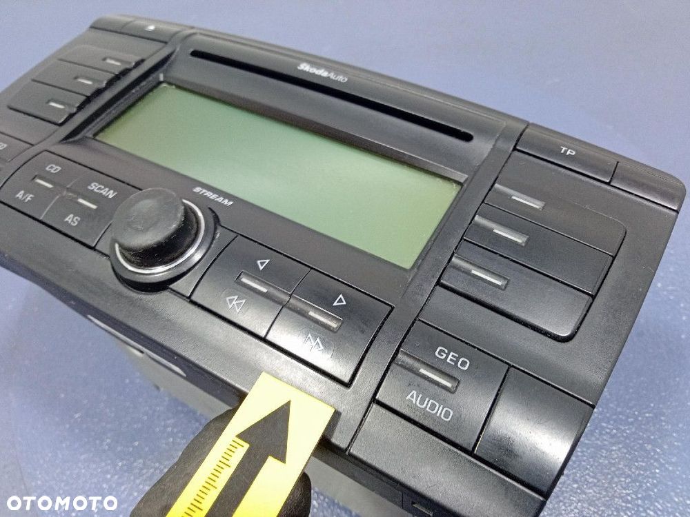 SKODA OCTAVIA II 04- RADIO CD FABRYCZNE OEM STREAM 1Z0035161A - 9