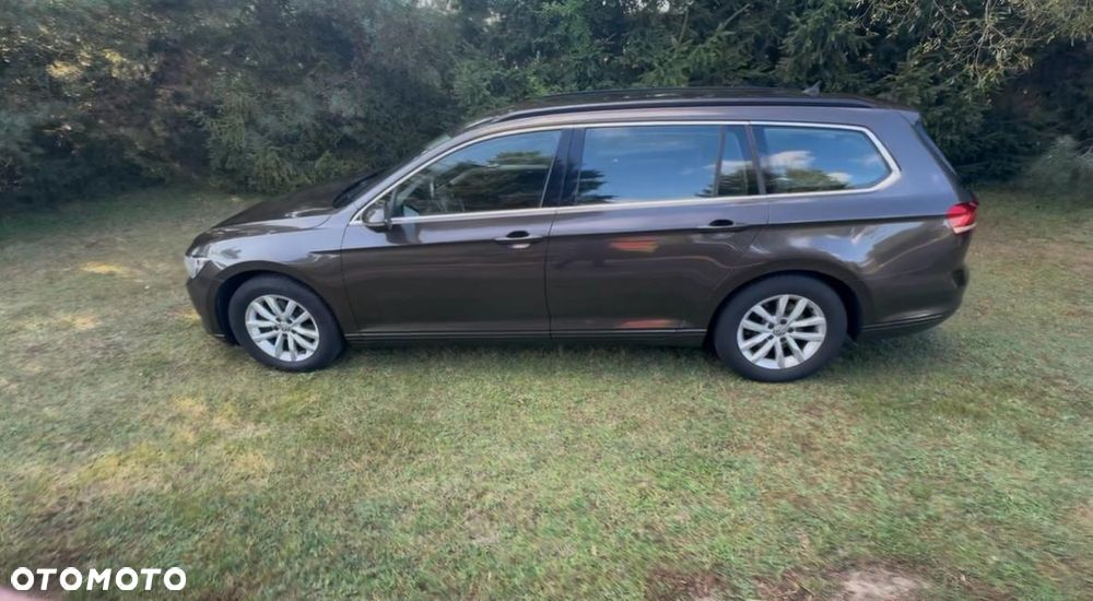 Volkswagen Passat - 8