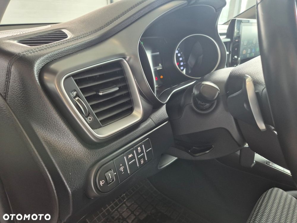 Kia Ceed 1.5 T-GDI M DCT - 16