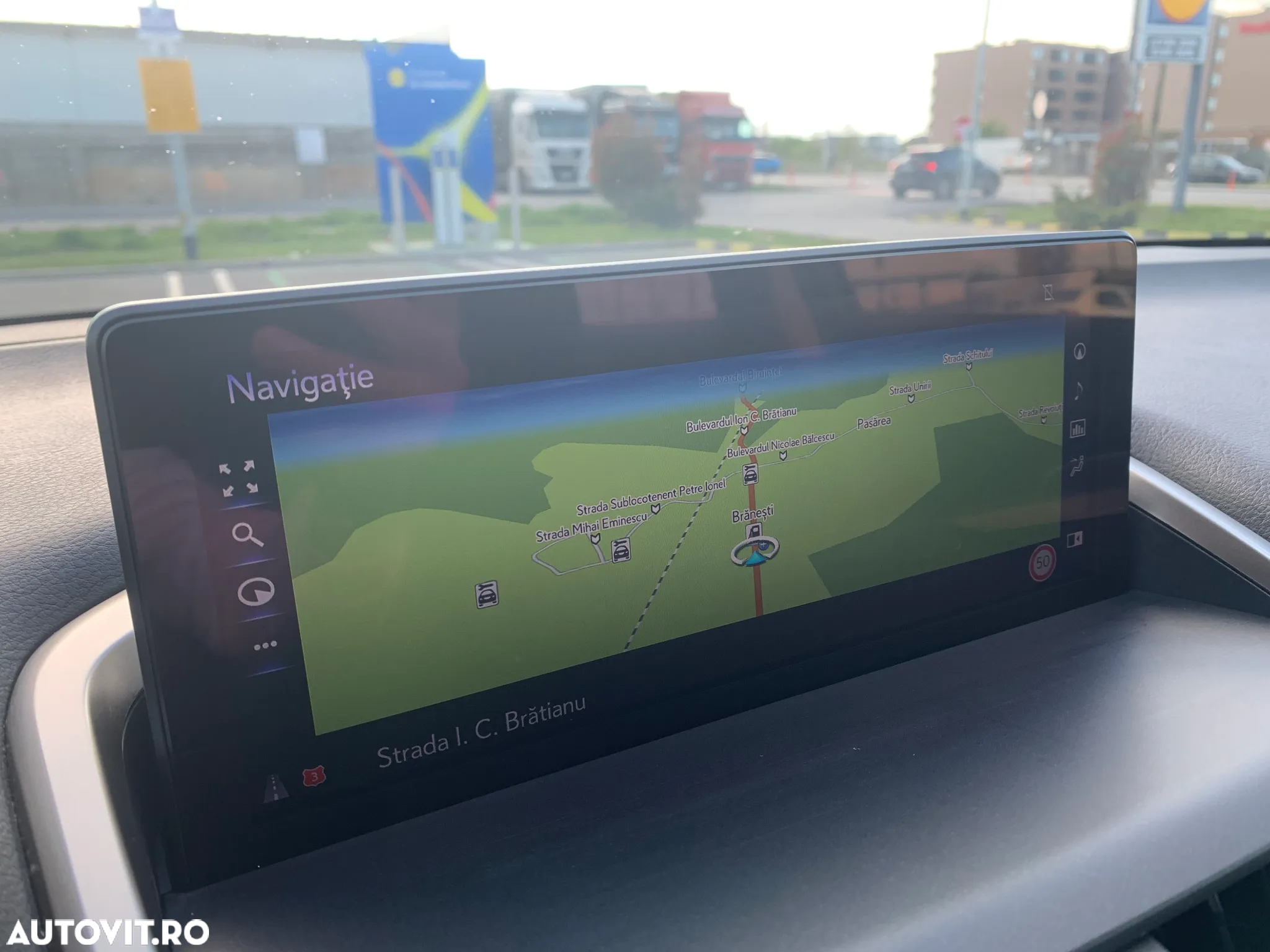 Lexus Seria NX - 19
