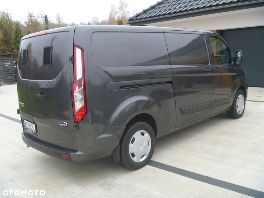 Ford TRANSIT CUSTOM - 12