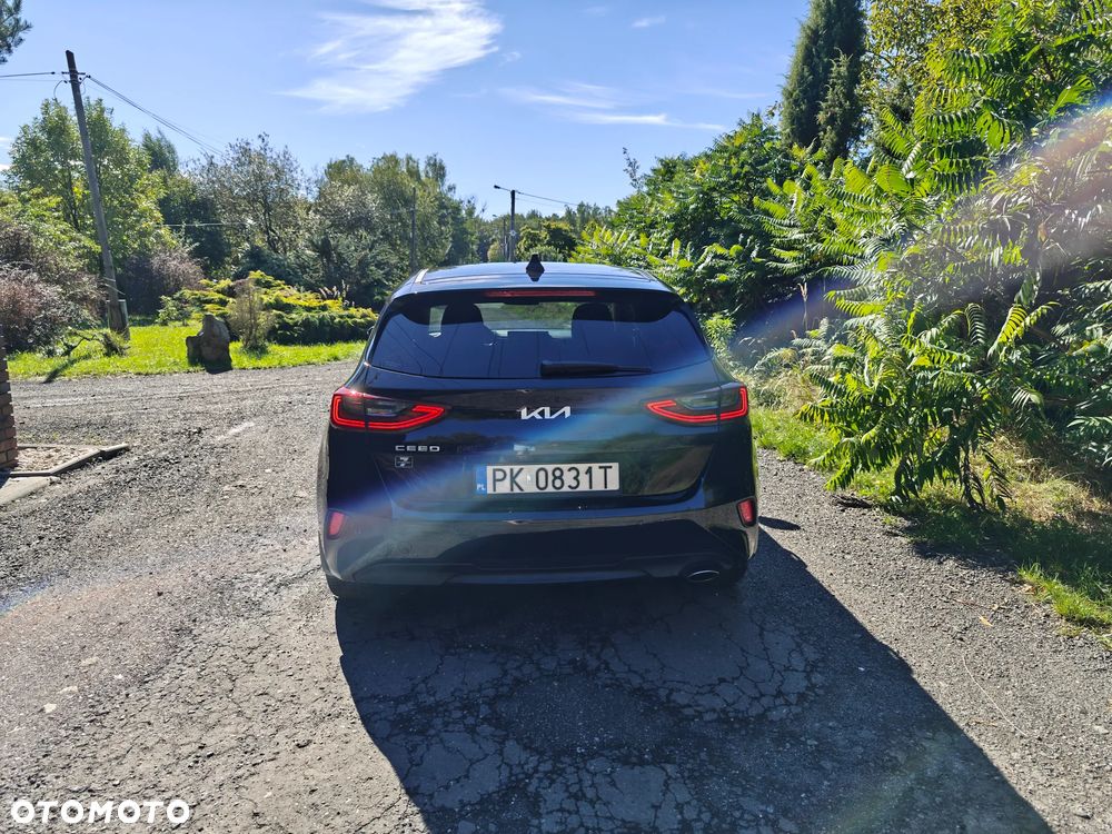 Kia Ceed 1.5 T-GDI Tribute DCT - 4