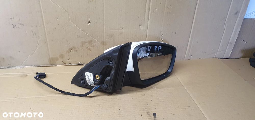 Lusterko zewnętrzne prawe 5 PIN Skoda Rapid LF9E 9P9P - 5