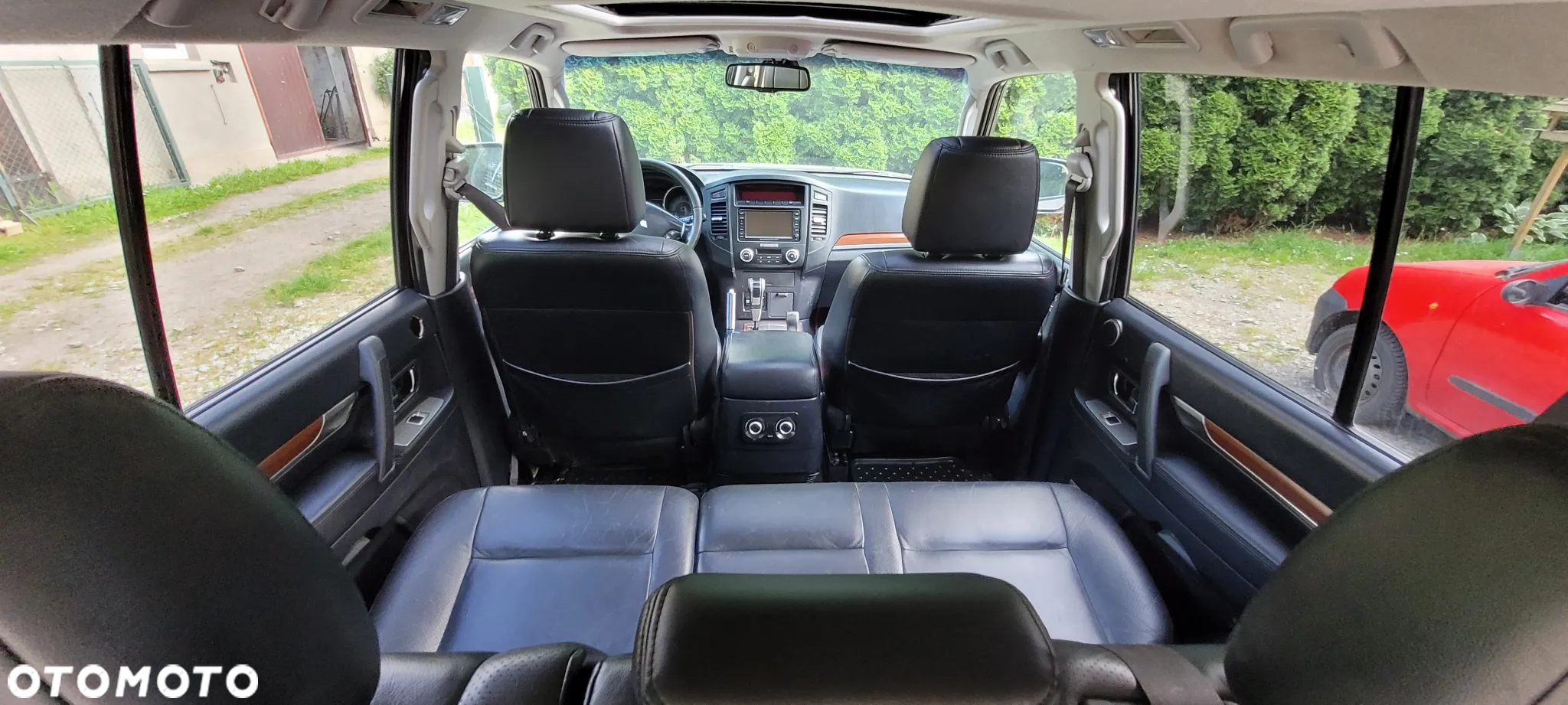 Mitsubishi Pajero 3.2 DI-D Automatik Instyle - 11