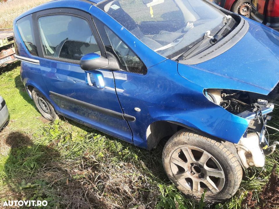 dezmembrez peugeot 1008 - 2