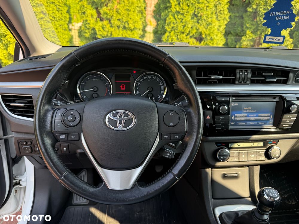 Toyota Corolla 1.6 Comfort - 11