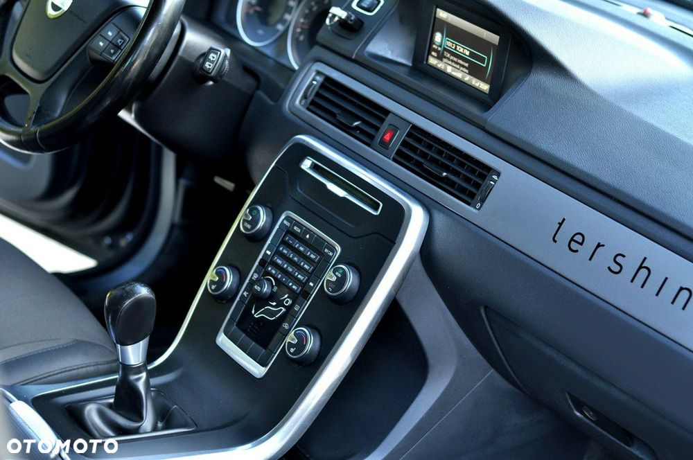Volvo V70 2.5T Kinetic - 7