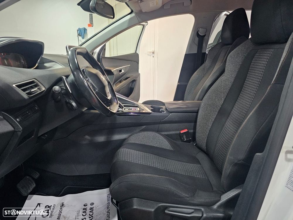 Peugeot 5008 1.5 BlueHDi Allure EAT8 - 10