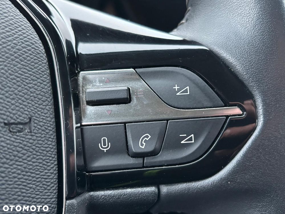 Peugeot 308 1.2 PureTech Active Pack S&S - 34