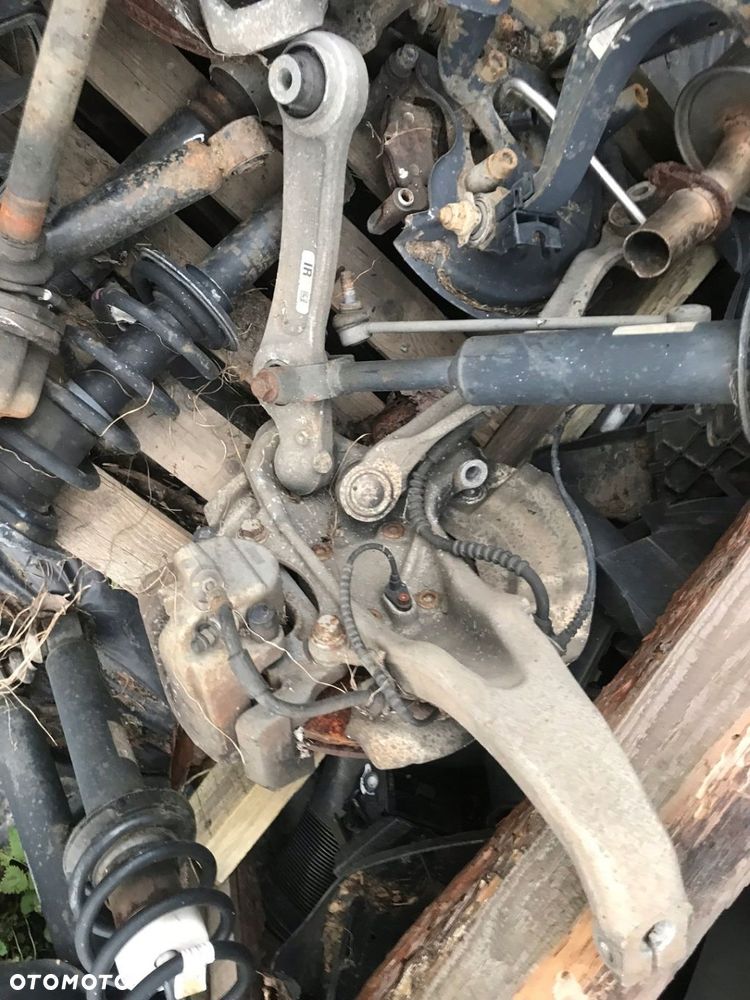 BMW E84 X1 F30 F10 F11 2.0i 2.8i ZWROTNICA LP - 3