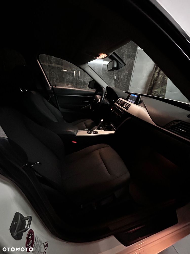 BMW Seria 3 - 19