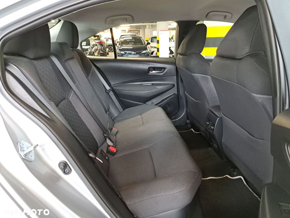 Toyota Corolla 1.8 Hybrid Comfort - 15