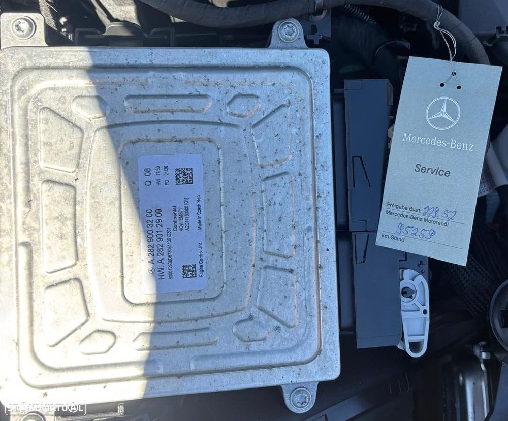 Mercedes-Benz A 250 e 8G-DCT AMG Line - 29