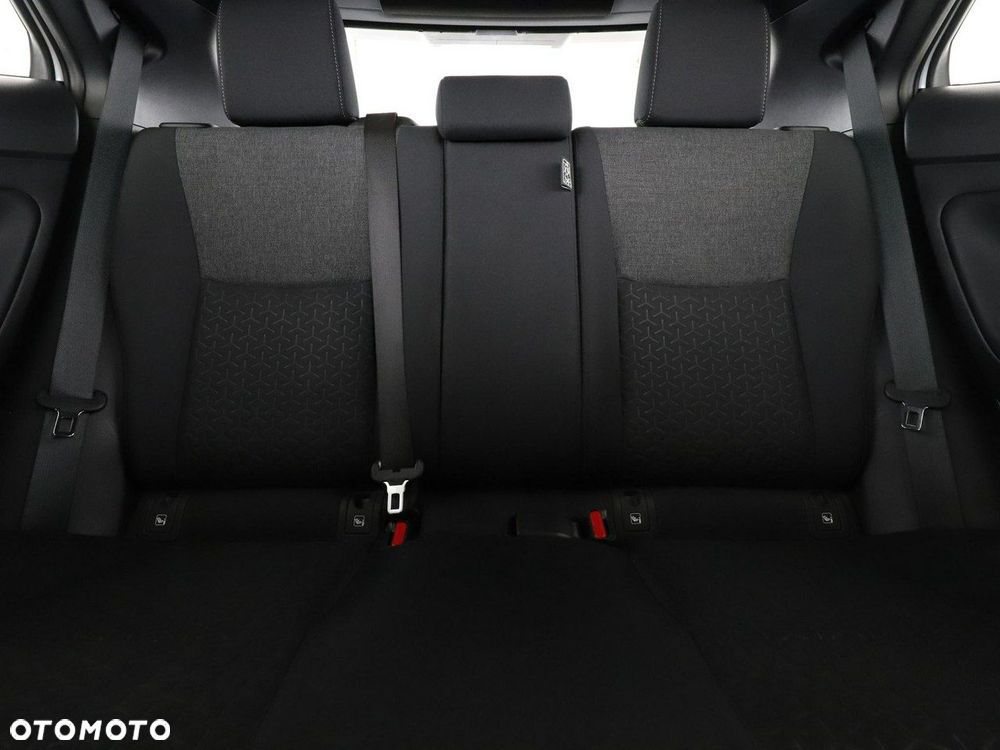 Toyota Yaris Cross Hybrid 1.5 Style - 18