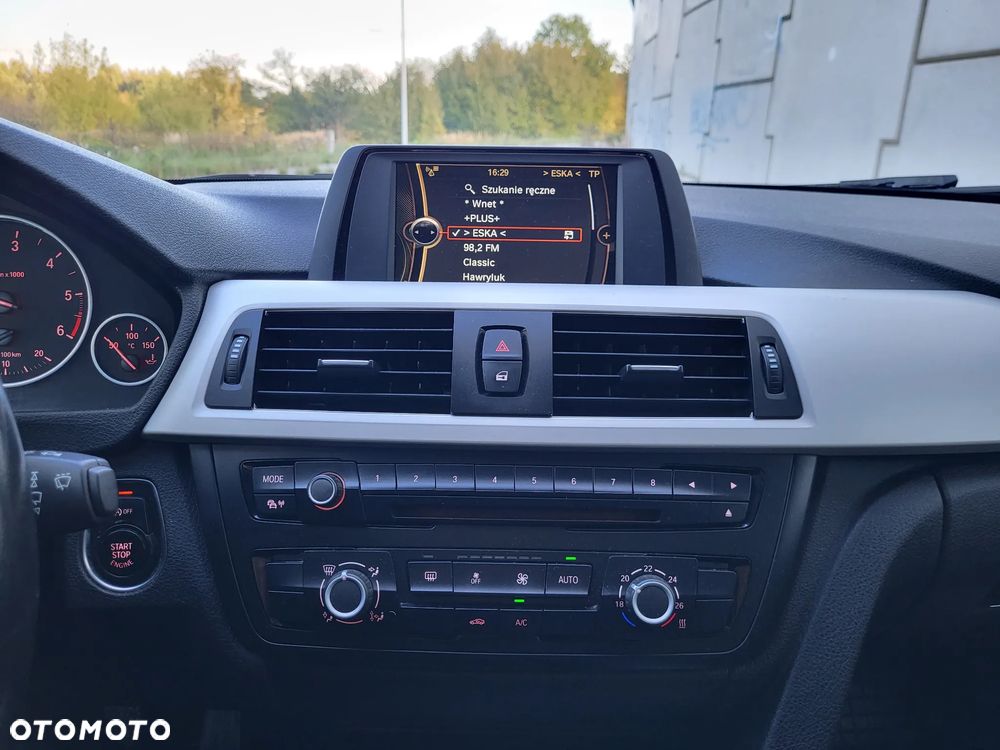 BMW Seria 3 - 10