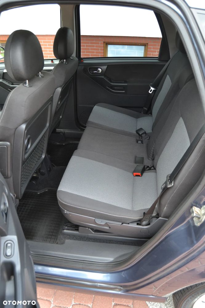 Ford Focus 1.6 TI-VCT Titanium - 33