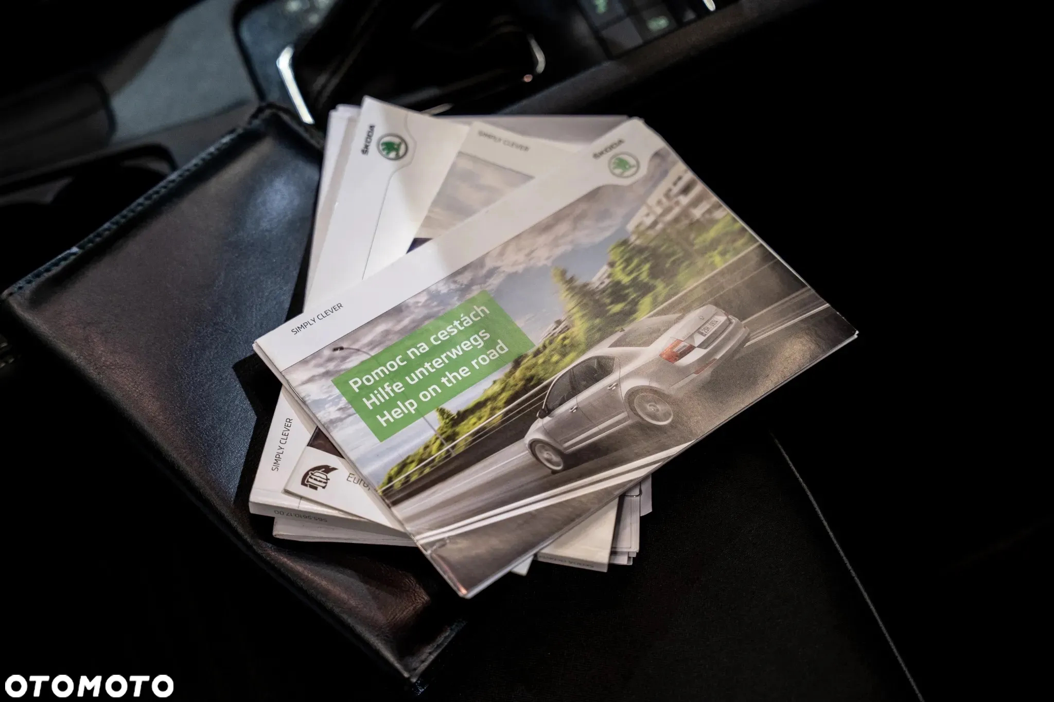 Skoda Octavia Combi 2.0 TDI DSG RS - 35