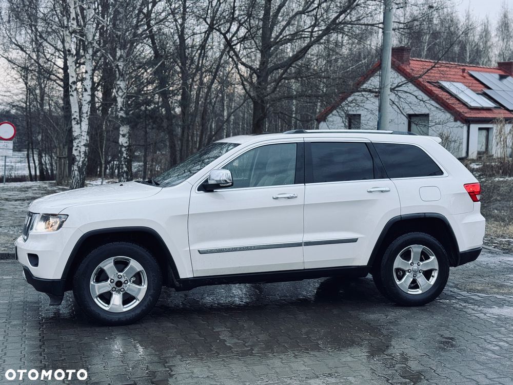 Jeep Grand Cherokee - 12