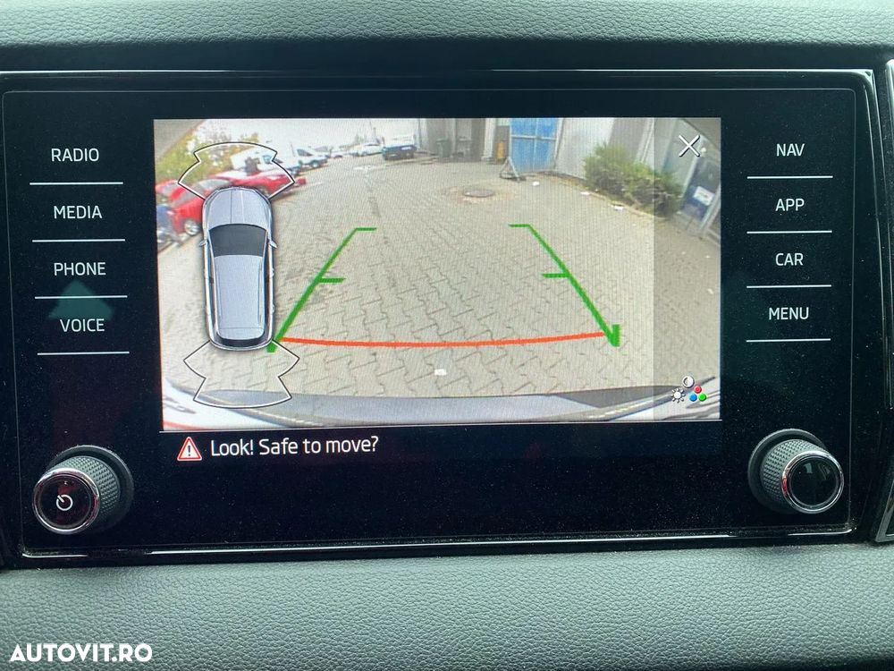 Skoda Karoq 1.5 TSI DSG Style - 11