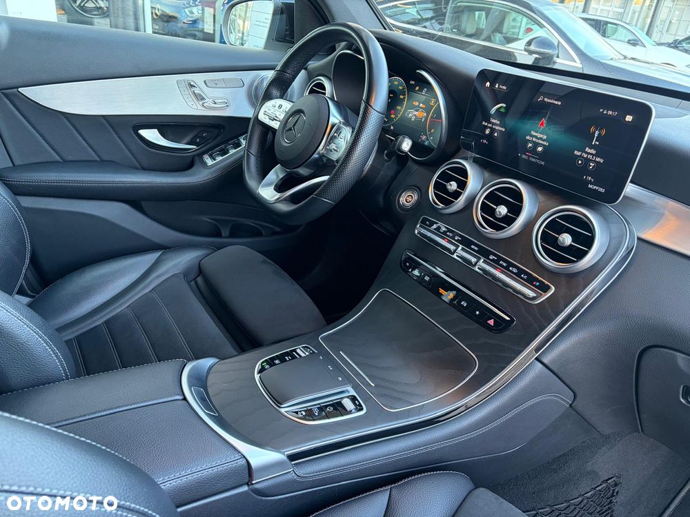 Mercedes-Benz GLC 220 d 4-Matic - 28