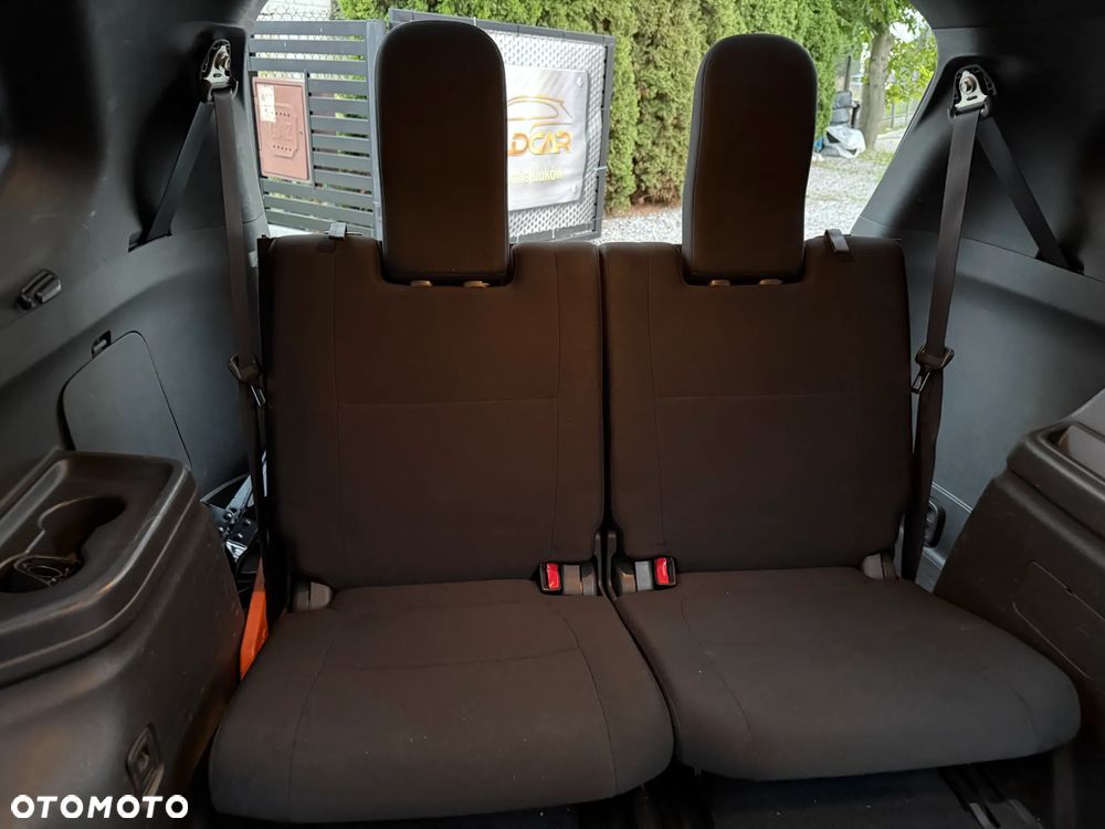 Mitsubishi Outlander - 14
