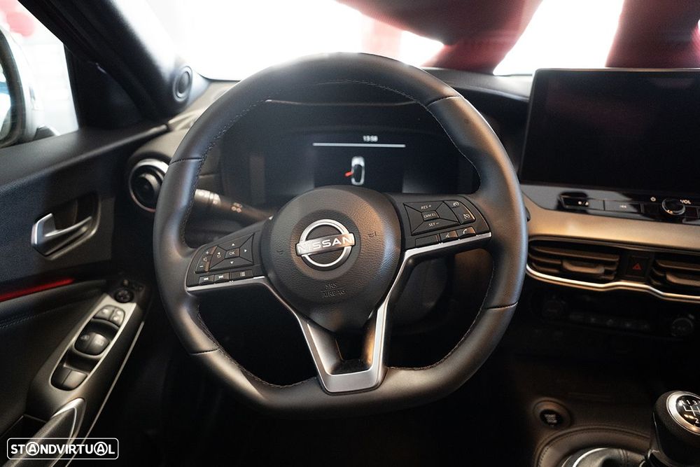 Nissan Juke 1.0 DIG-T N-Connecta - 12