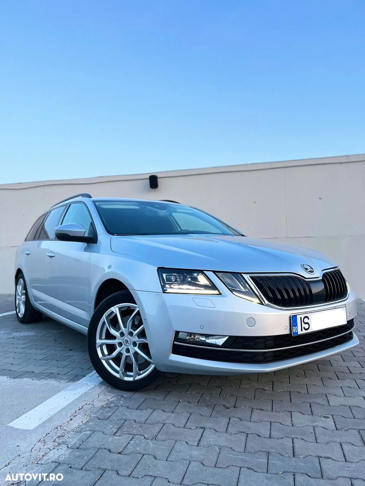 Skoda Octavia 2.0 TDI ELEGANCE DSG - 1