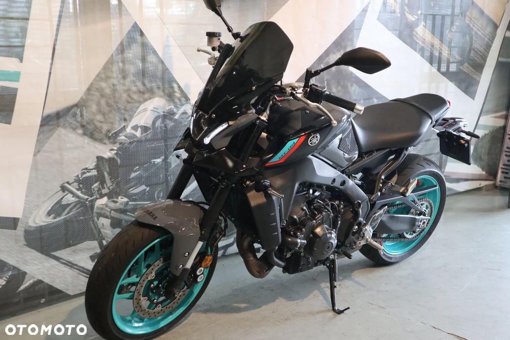 Yamaha MT - 2