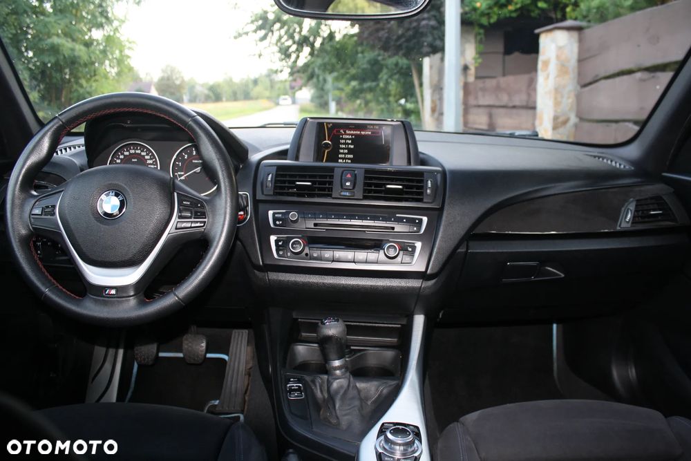 BMW Seria 1 114i Sport Line - 23