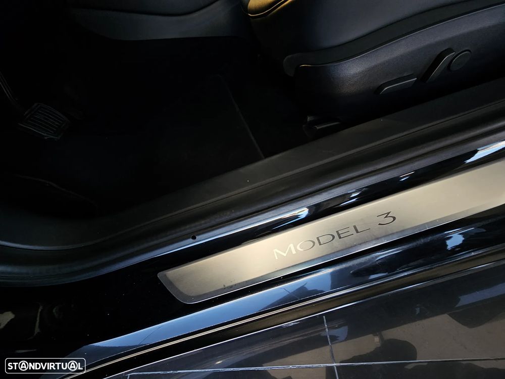 Tesla Model 3 Standard Range Plus RWD - 14