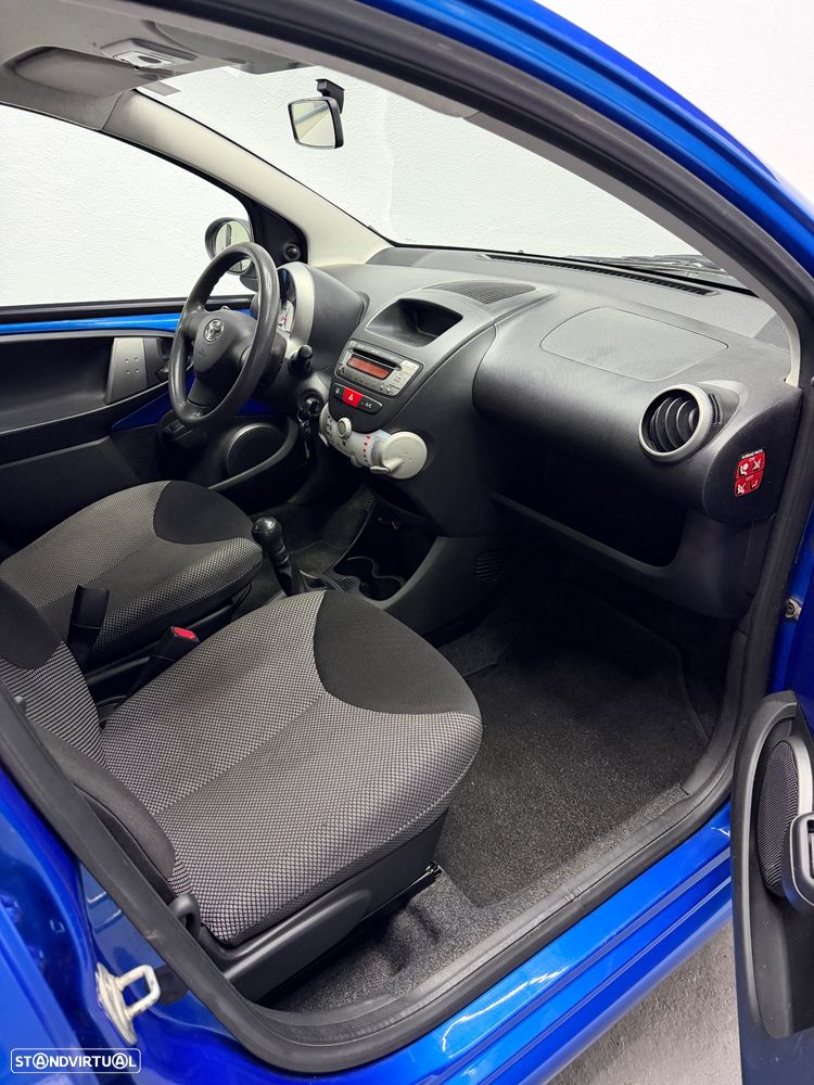 Toyota Aygo 1.0 Blue Edition - 9