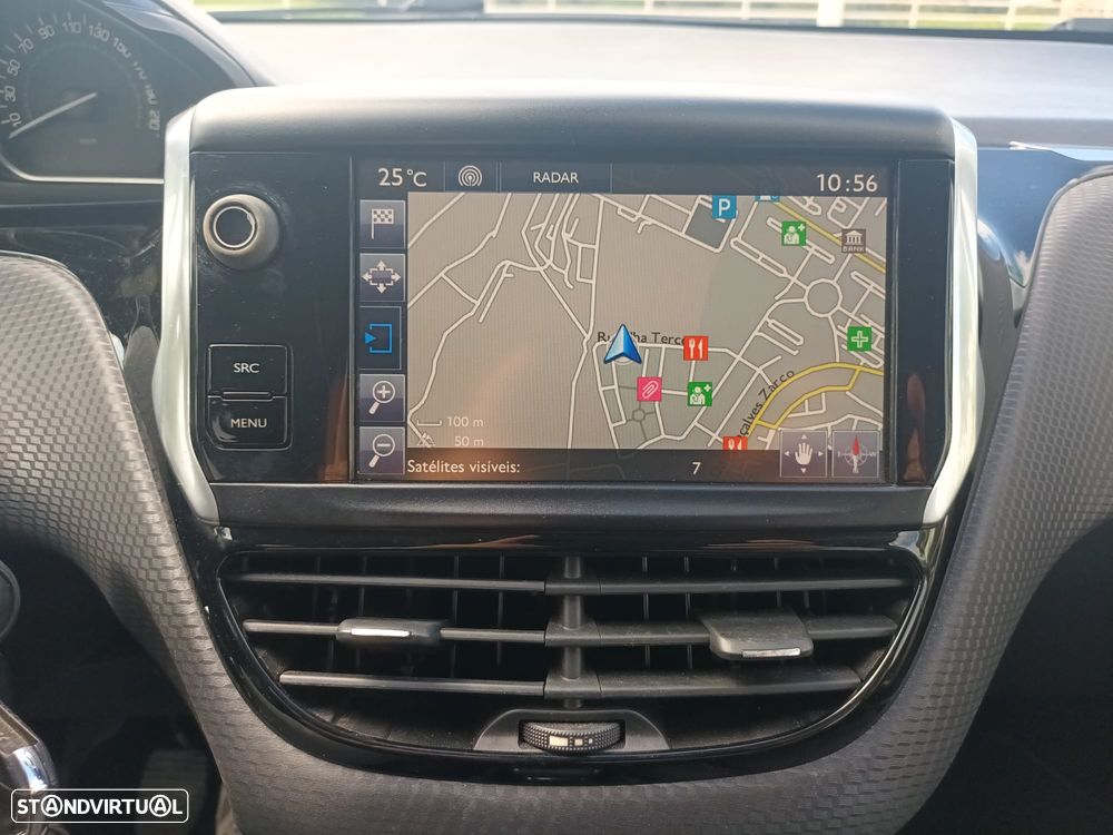 Peugeot 2008 1.6 BlueHDi Style - 11
