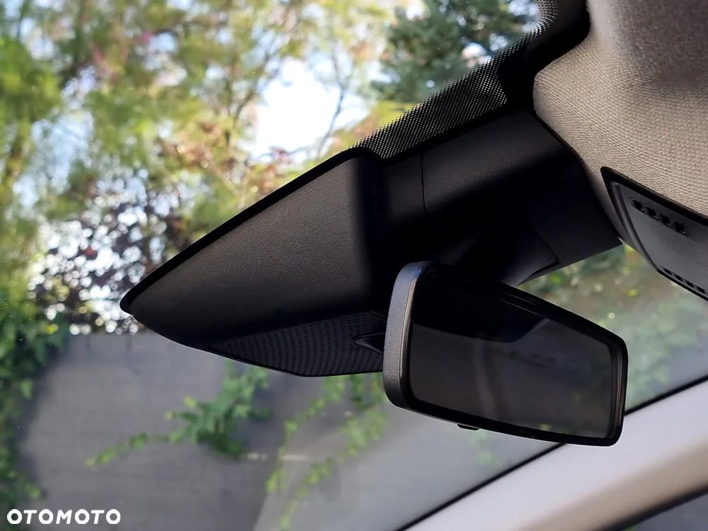 Renault Captur TCe 90 TECHNO - 17