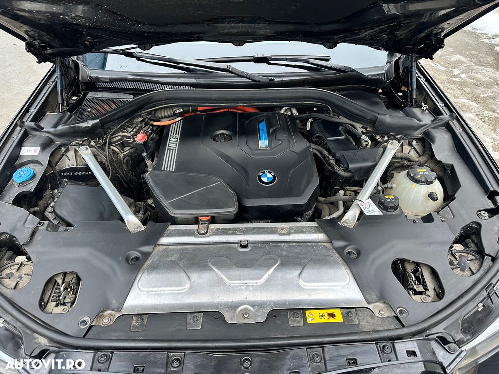 BMW X3 xDrive30e AT PHEV - 27