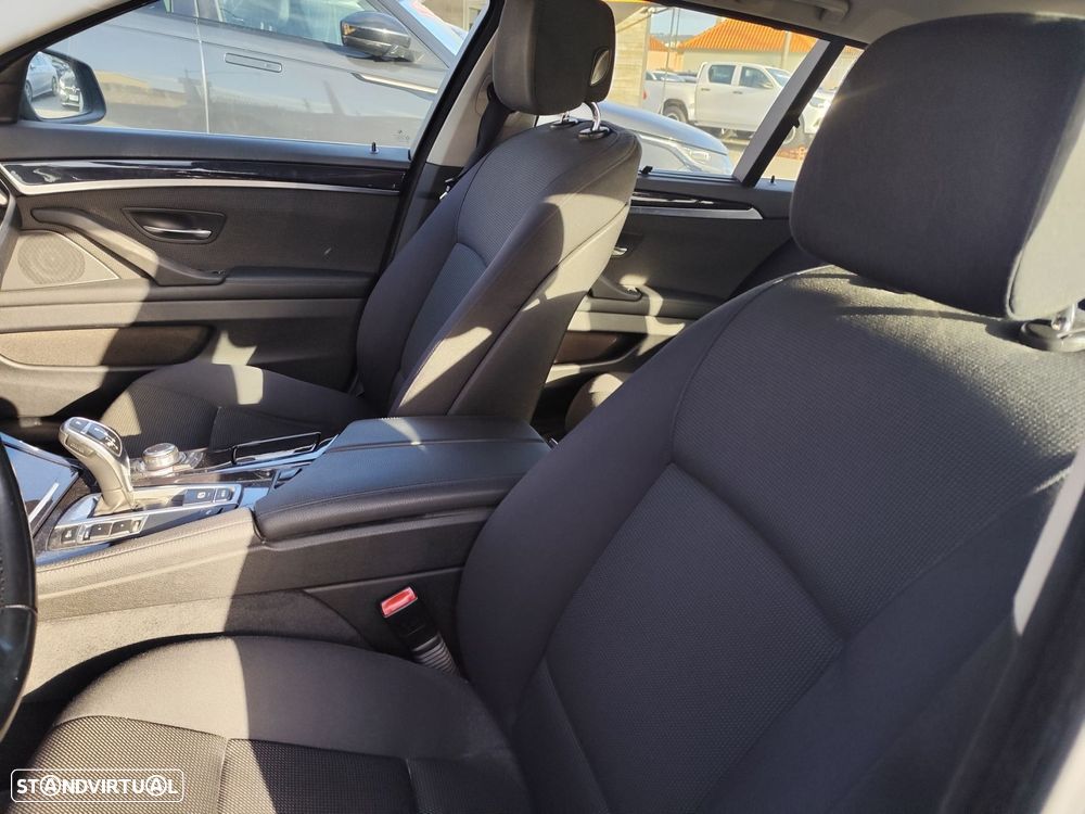 BMW 520 d Auto - 10